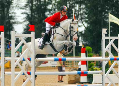 Foto Domenik Biss:  v.l. :Miriam Zell, Laura Klaphake, Kaya L&uuml;thi, Peter Teeuwen, Sophie Schuster 